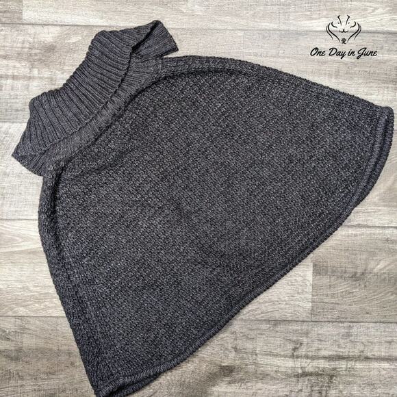 Loft Cowl Neck Button Front Shawl Size M - Picture 3 of 3